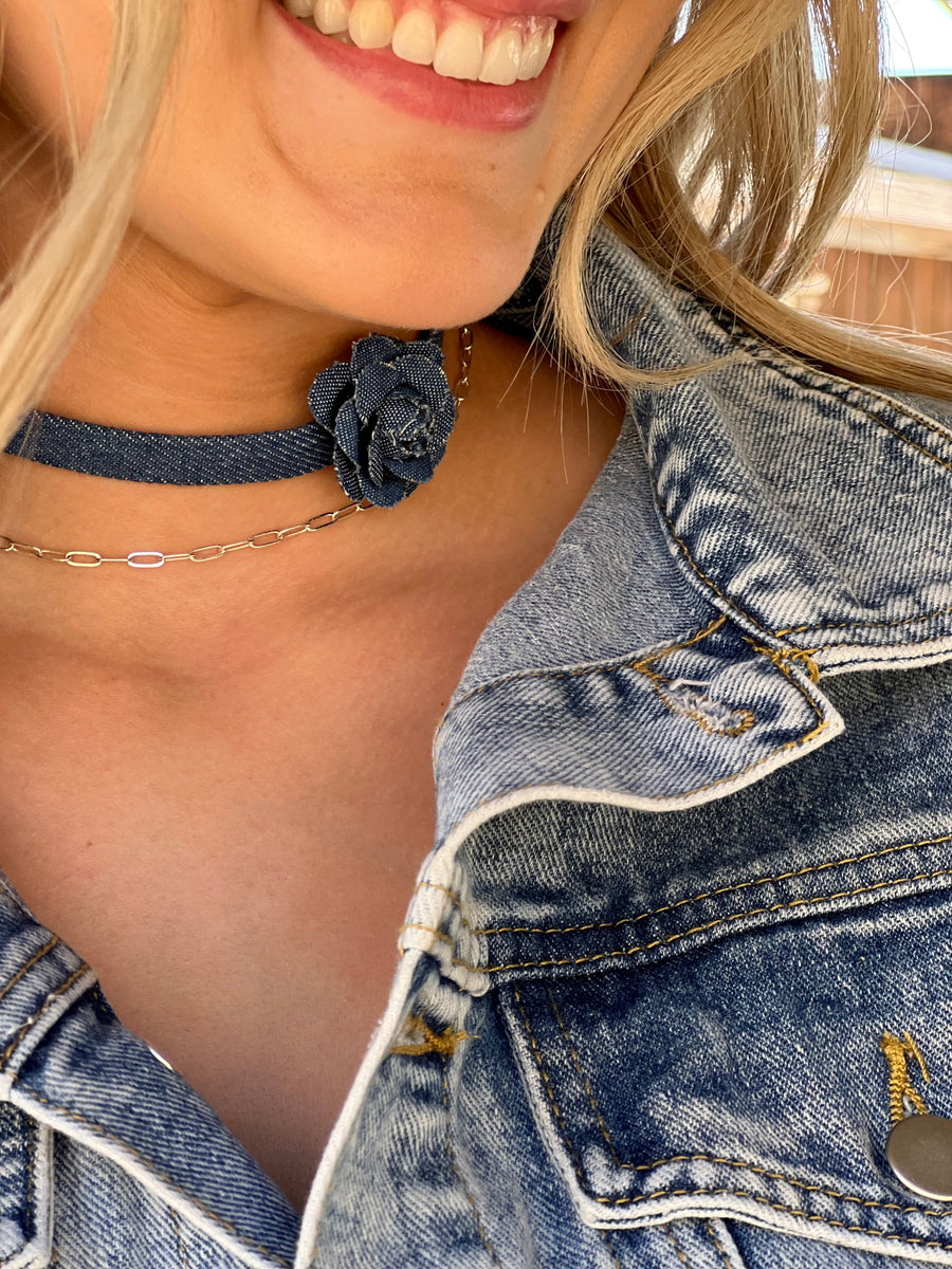 CAMI DENIM  FLORAL CHOKER NEECKLACE