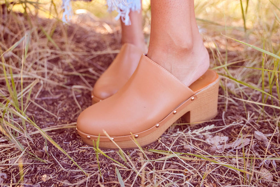 Suki Platform Clogs- FP Dupe