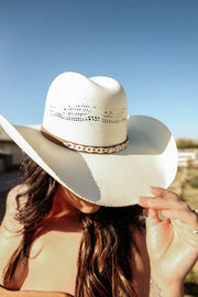 THE LEGEND COWBOY HAT