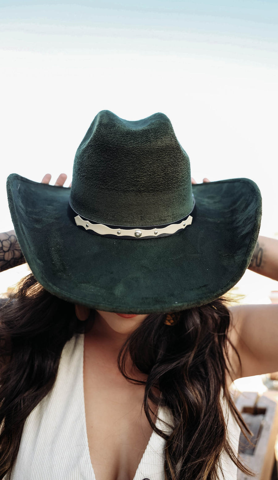 THE LEGEND COWBOY HAT